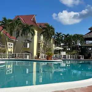 https://2-bedroom-penthouse-ocean-view-mystic-ridge-resort-79a.hotelsochorios.net