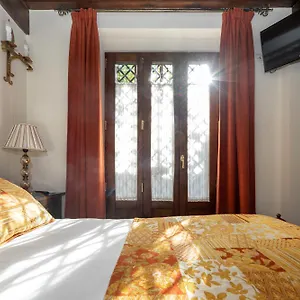 https://apartamentos-en-pleno-centro-aljibe-rodrigo-del-campo-2c.es-andalucia.com